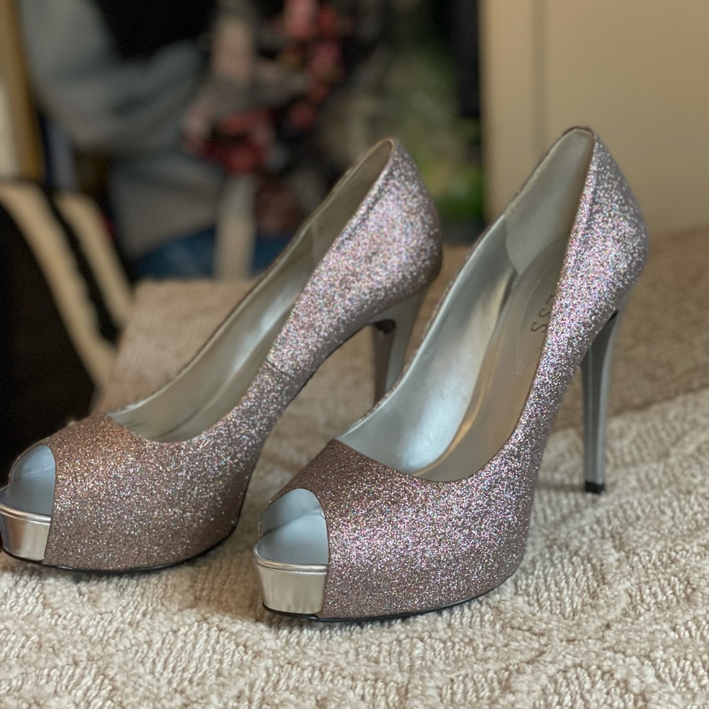 Guess sparkly high heels size 8